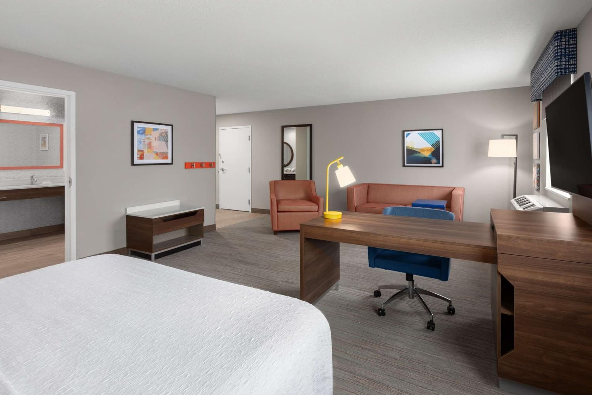 Hampton Inn & Suites Saginaw gallery photo in Saginaw, MI — image 44