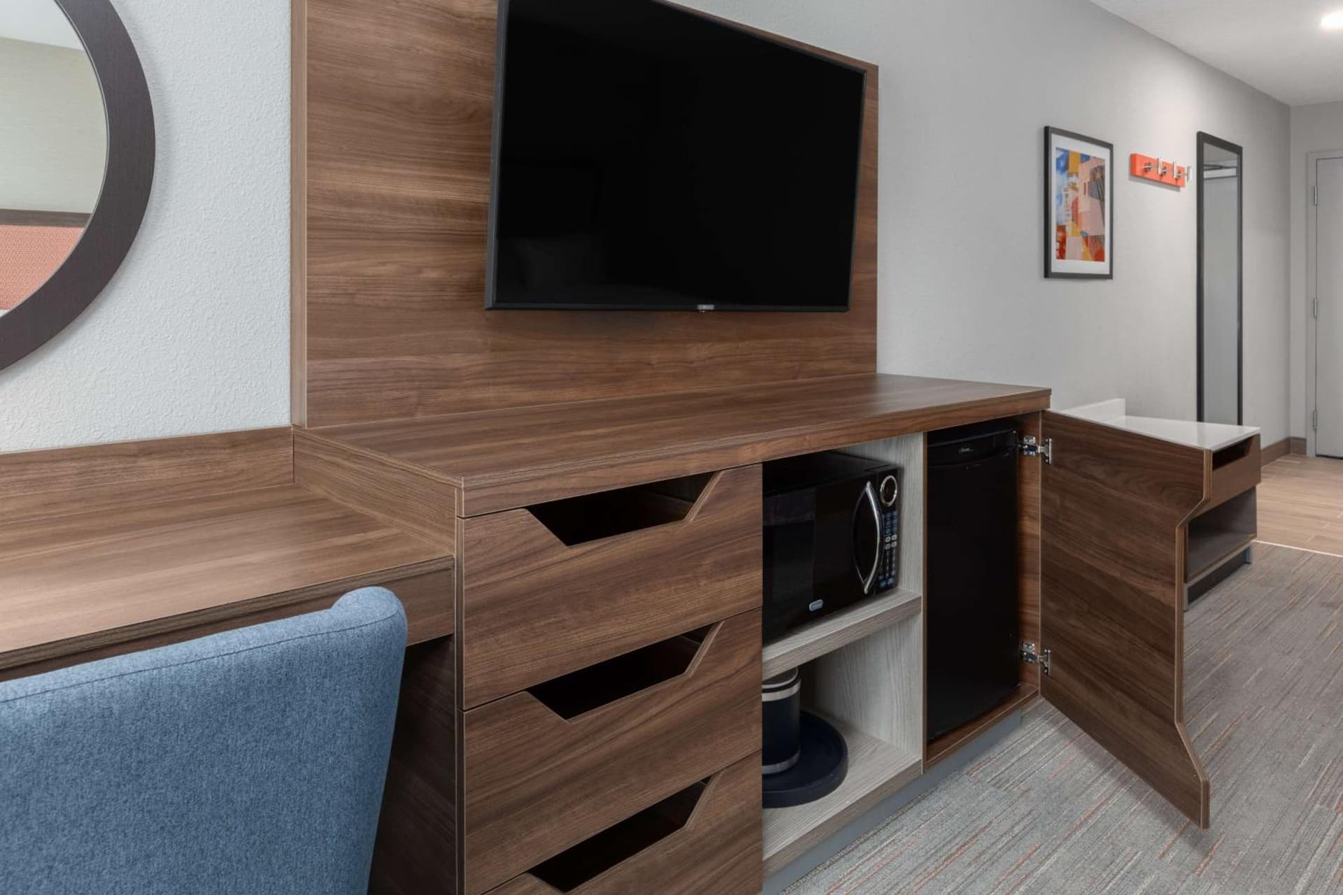 Hampton Inn & Suites Saginaw gallery photo in Saginaw, MI — image 27