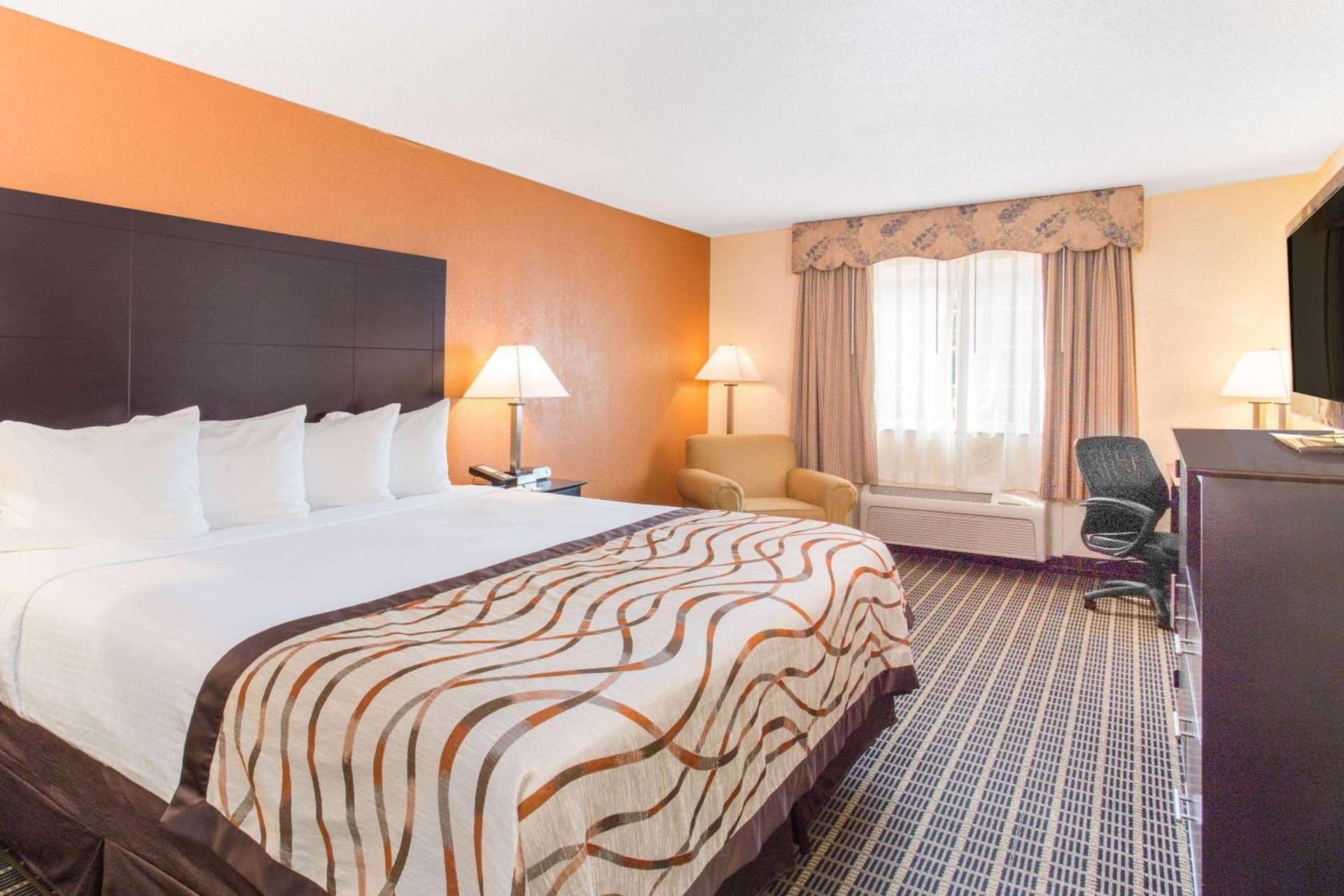 Baymont by Wyndham Muskegon gallery photo in Muskegon, MI — image 19