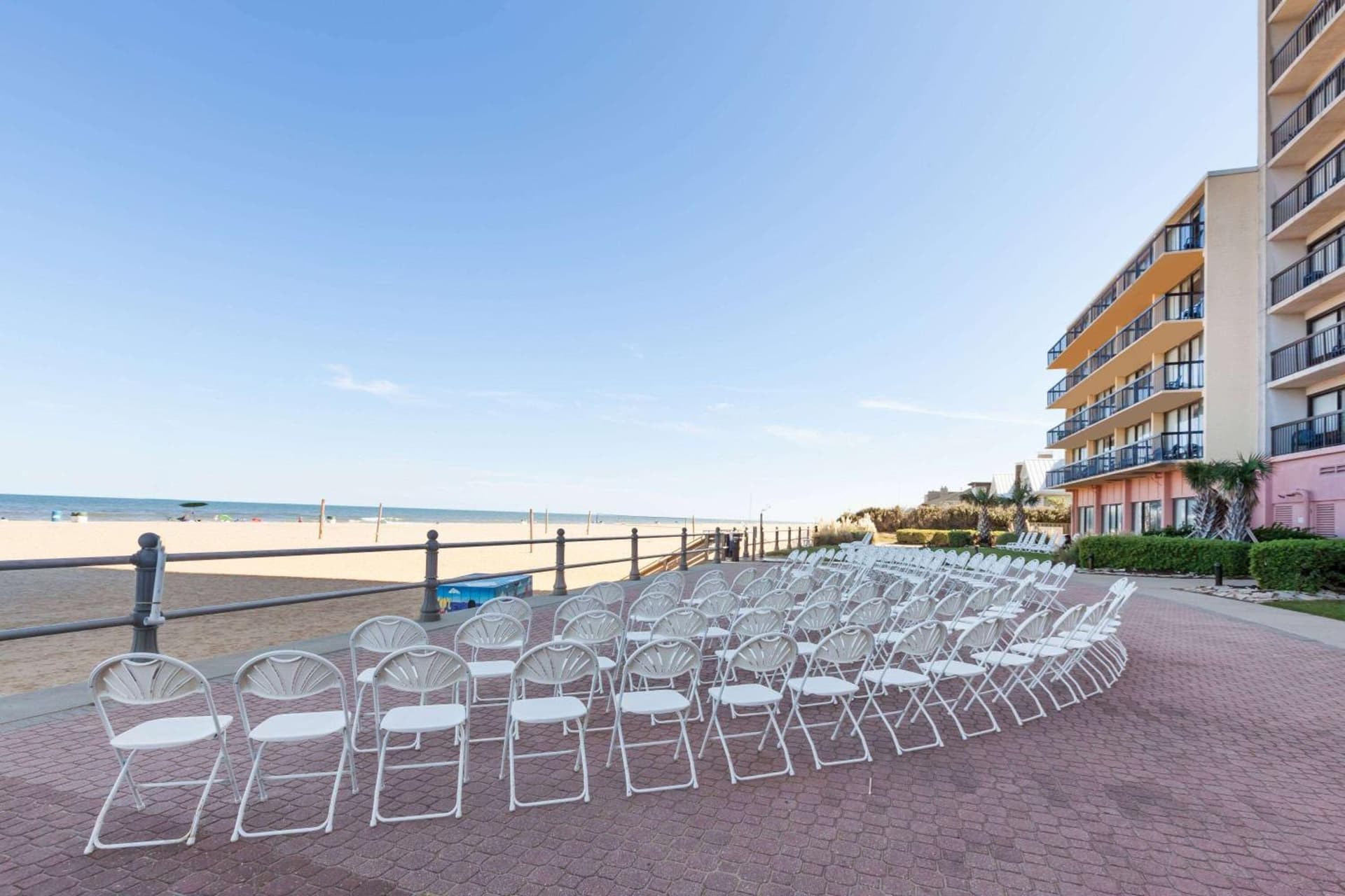 Wyndham Virginia Beach Oceanfront gallery photo in Virginia Beach, VA — image 39