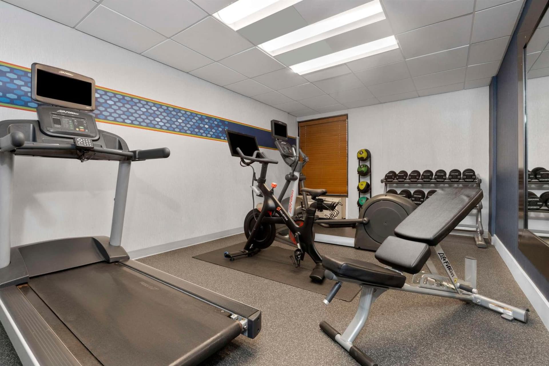 Hampton Inn by Hilton Milford gallery photo in Milford, CT — image 11