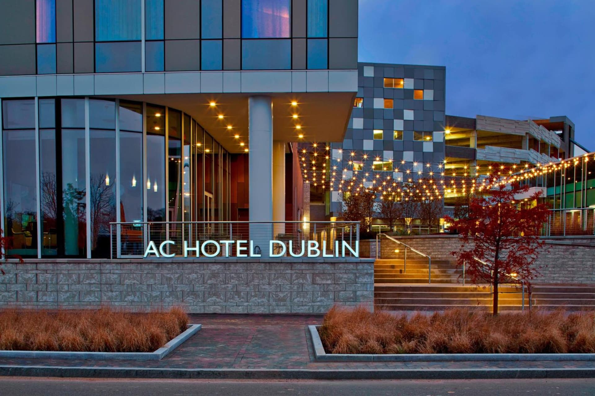 AC Hotel Columbus Dublin interior in Dublin, OH — gallery photo 2
