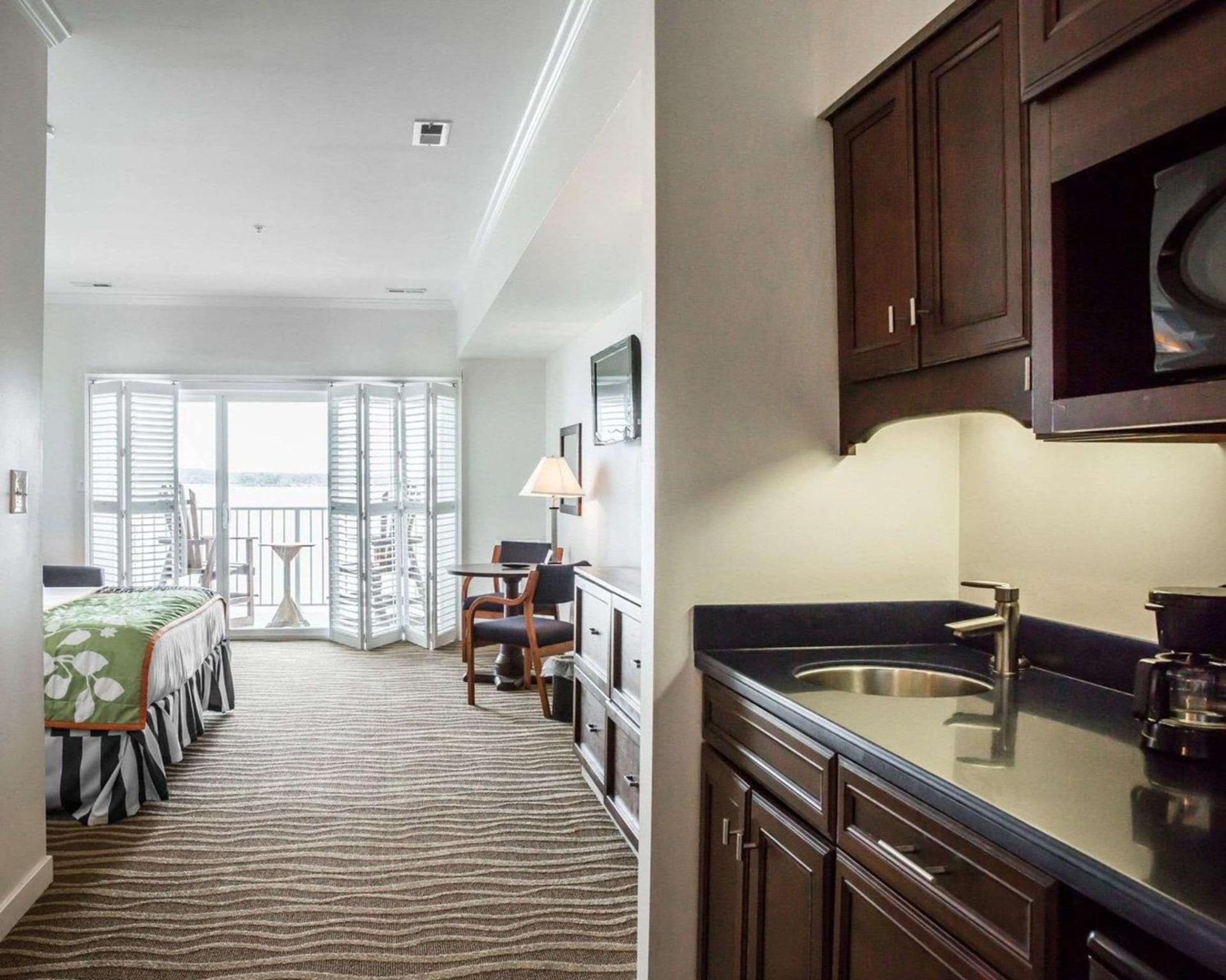 Island Inn & Suites, an Ascend Collection Hotel gallery photo in Piney Point, MD — image 10