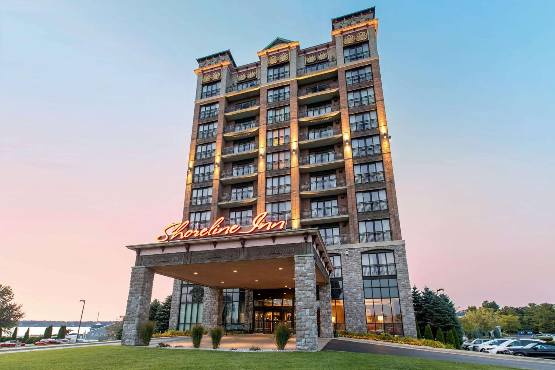Shoreline Inn & Conference Center, an Ascend Collection Hotel gallery photo in Muskegon, MI — image 13