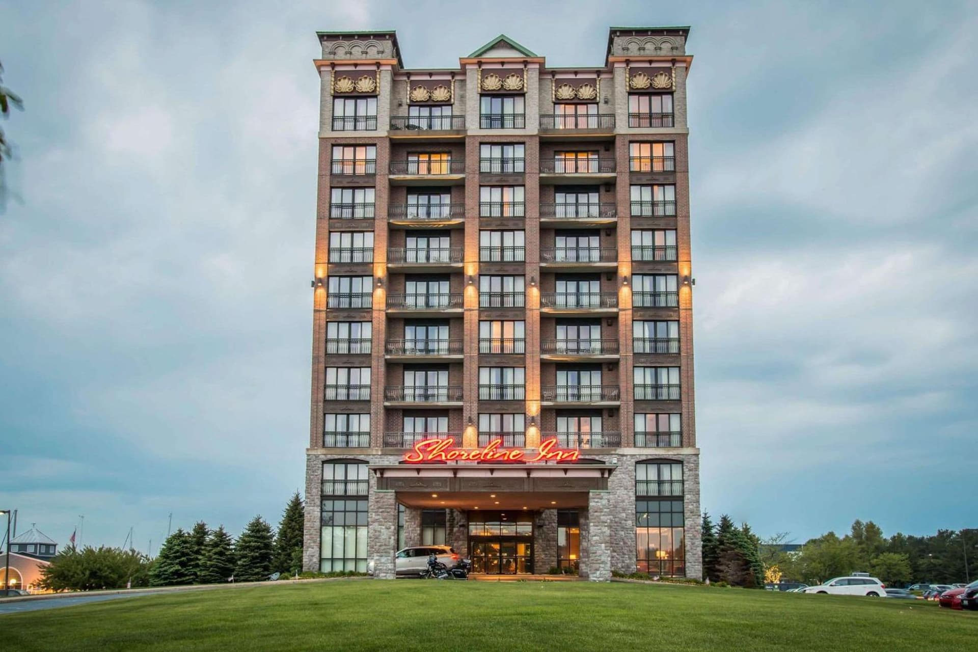 Shoreline Inn & Conference Center, an Ascend Collection Hotel gallery photo in Muskegon, MI — image 54