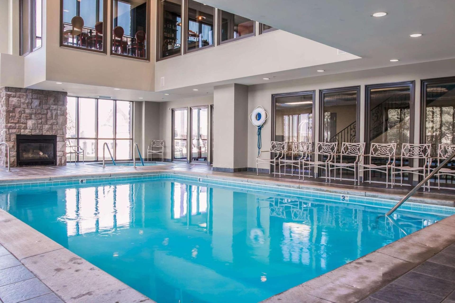 Shoreline Inn & Conference Center, an Ascend Collection Hotel gallery photo in Muskegon, MI — image 5