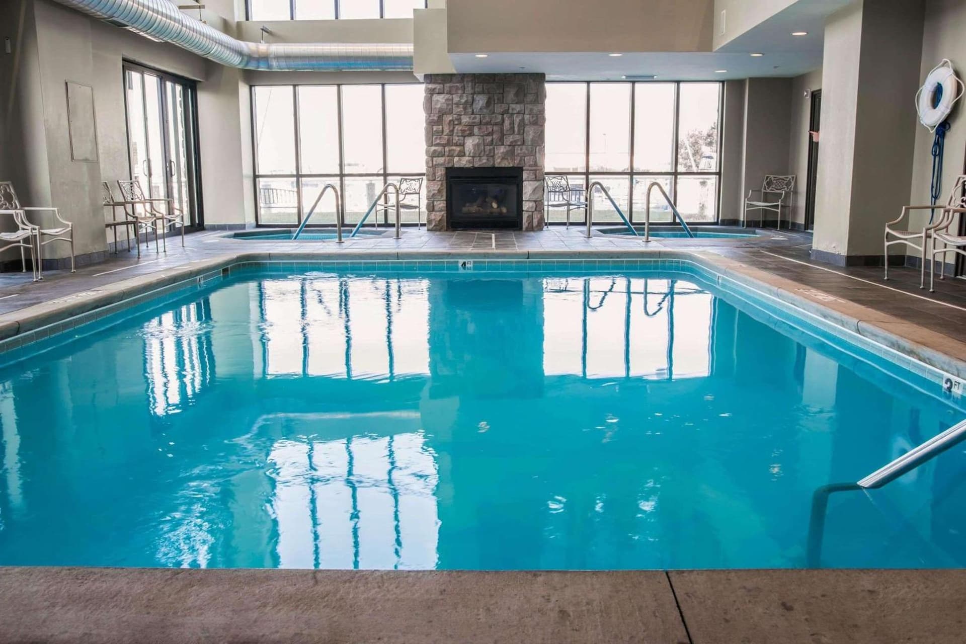 Shoreline Inn & Conference Center, an Ascend Collection Hotel gallery photo in Muskegon, MI — image 29