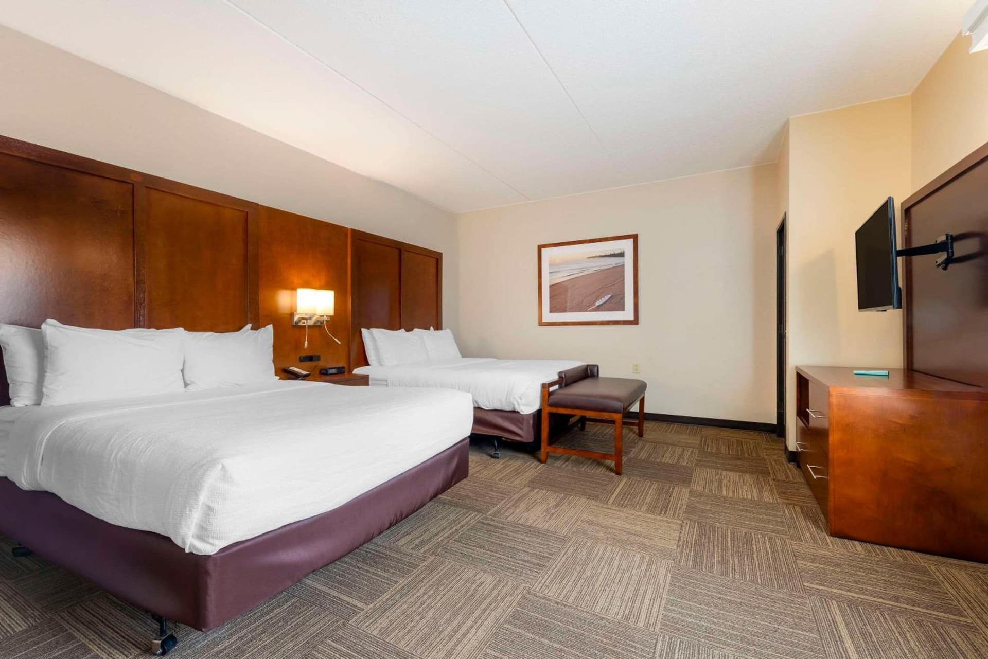 Lift Bridge Lodge, an Ascend Collection Hotel gallery photo in Duluth, MN — image 65