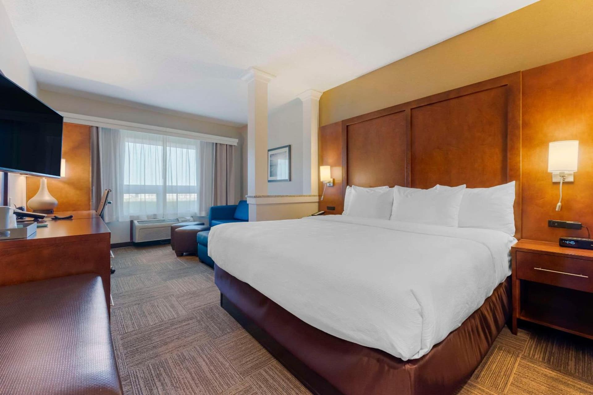 Lift Bridge Lodge, an Ascend Collection Hotel gallery photo in Duluth, MN — image 44