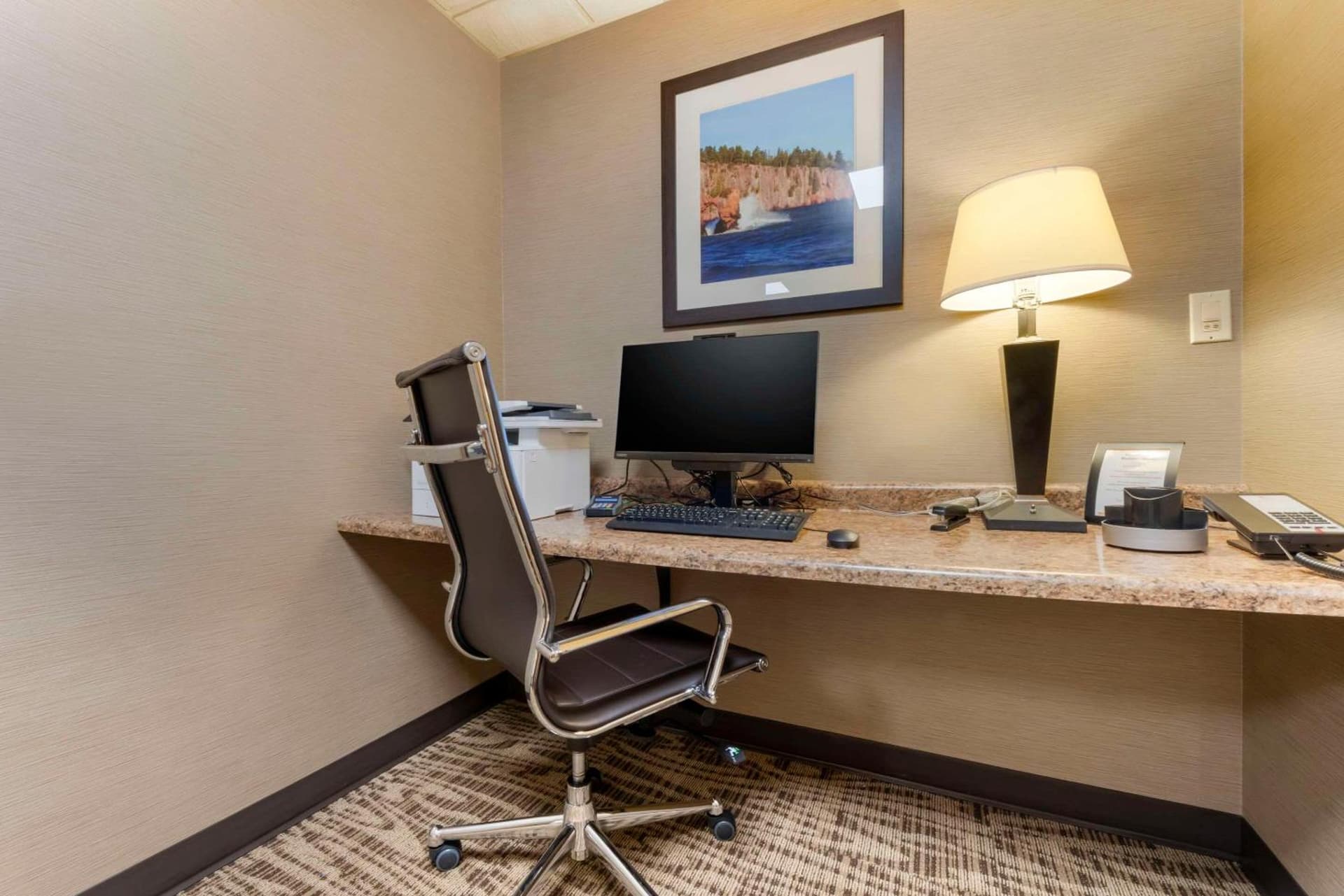 Lift Bridge Lodge, an Ascend Collection Hotel gallery photo in Duluth, MN — image 85