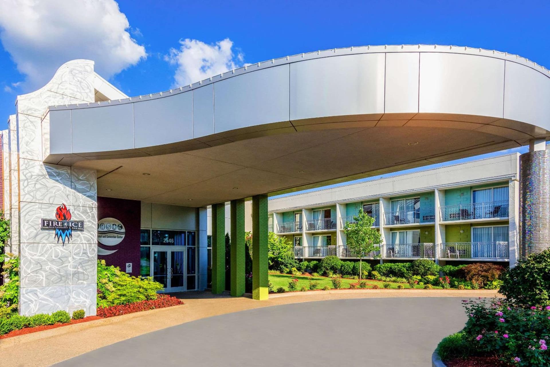 Oasis Hotel and Conv Center, an Ascend Collection Hotel gallery photo in Springfield, MO — image 69