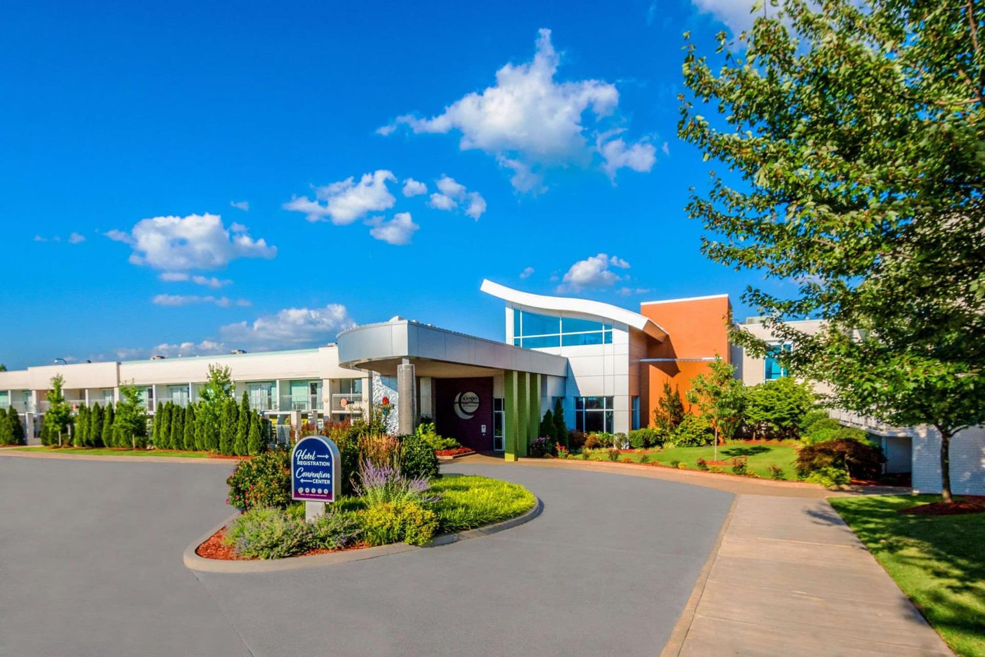 Oasis Hotel and Conv Center, an Ascend Collection Hotel gallery photo in Springfield, MO — image 24