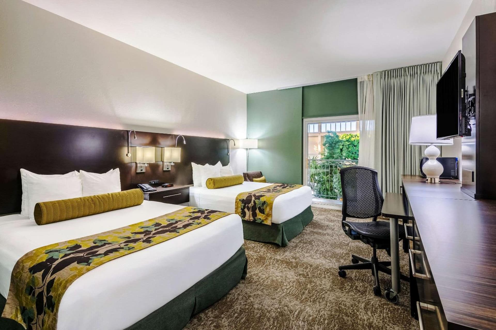 Oasis Hotel and Conv Center, an Ascend Collection Hotel gallery photo in Springfield, MO — image 51