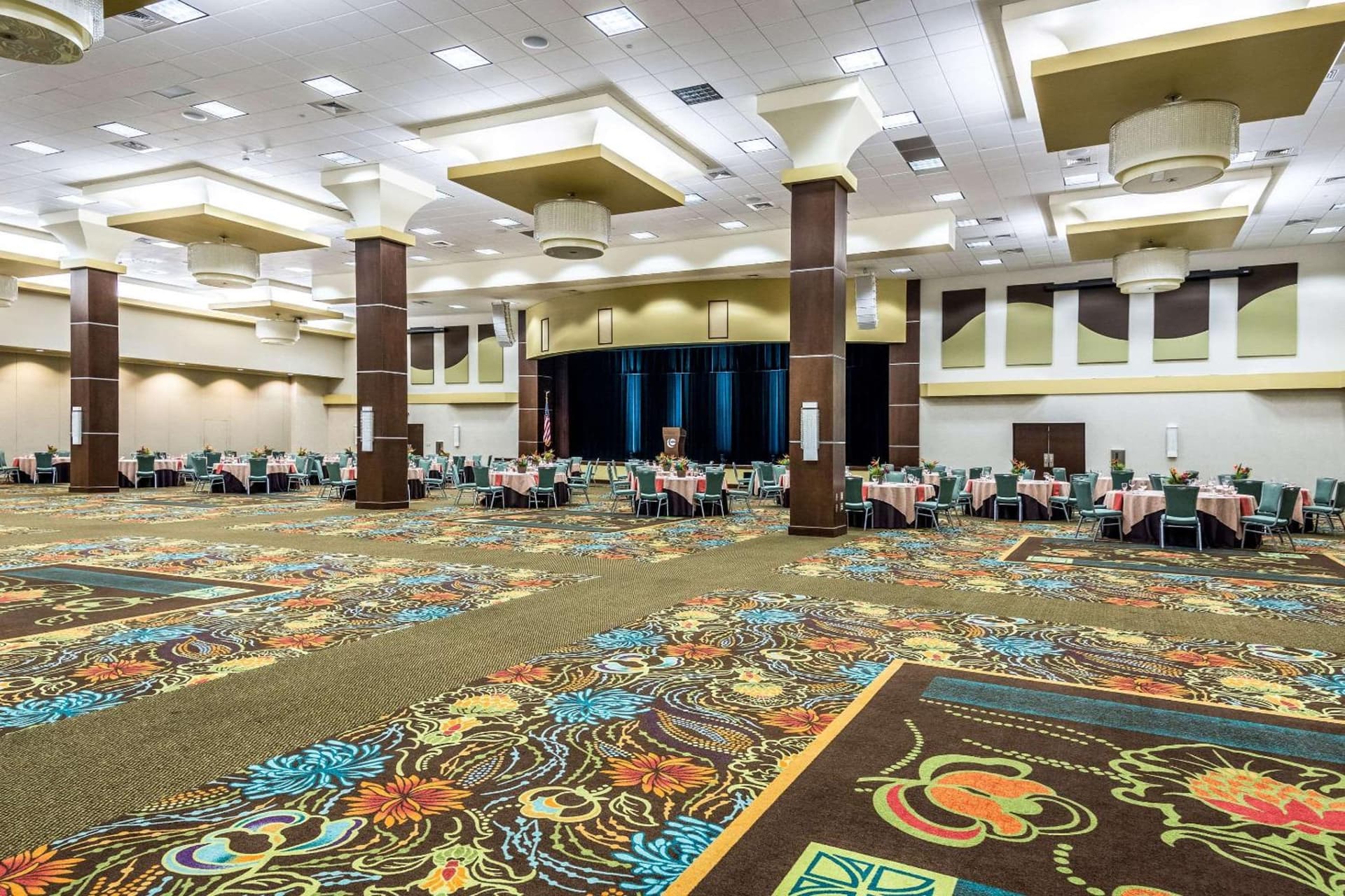 Oasis Hotel and Conv Center, an Ascend Collection Hotel gallery photo in Springfield, MO — image 73