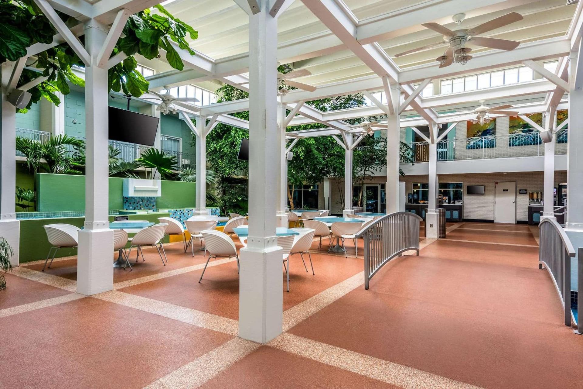 Oasis Hotel and Conv Center, an Ascend Collection Hotel gallery photo in Springfield, MO — image 37