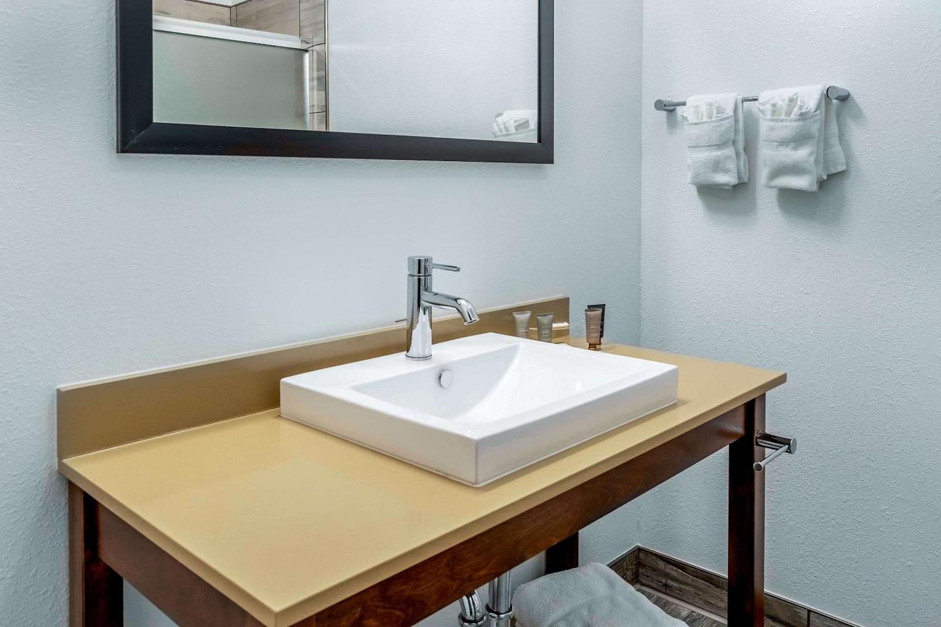 Riverview Inn & Suites, an Ascend Collection Hotel gallery photo in Rockford, IL — image 12