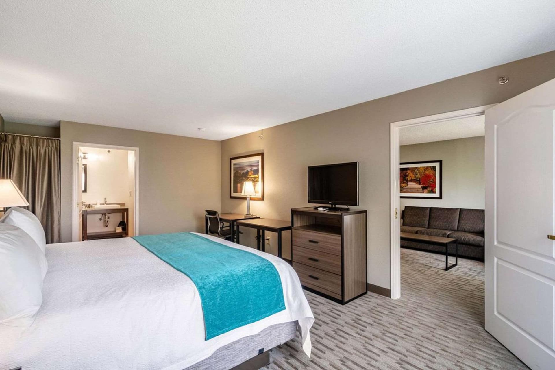 Riverview Inn & Suites, an Ascend Collection Hotel gallery photo in Rockford, IL — image 18