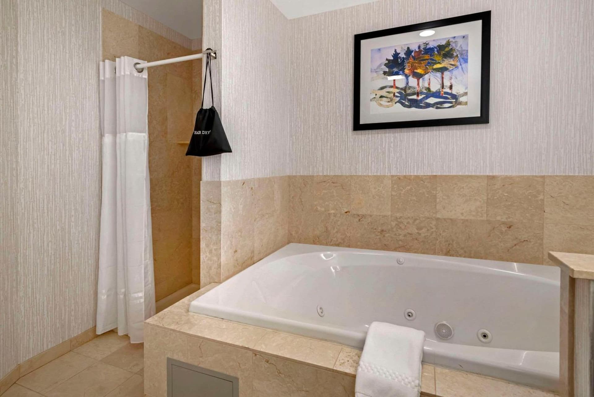 The Inn at Leonardtown, an Ascend Collection Hotel interior in Leonardtown, MD — gallery photo 2