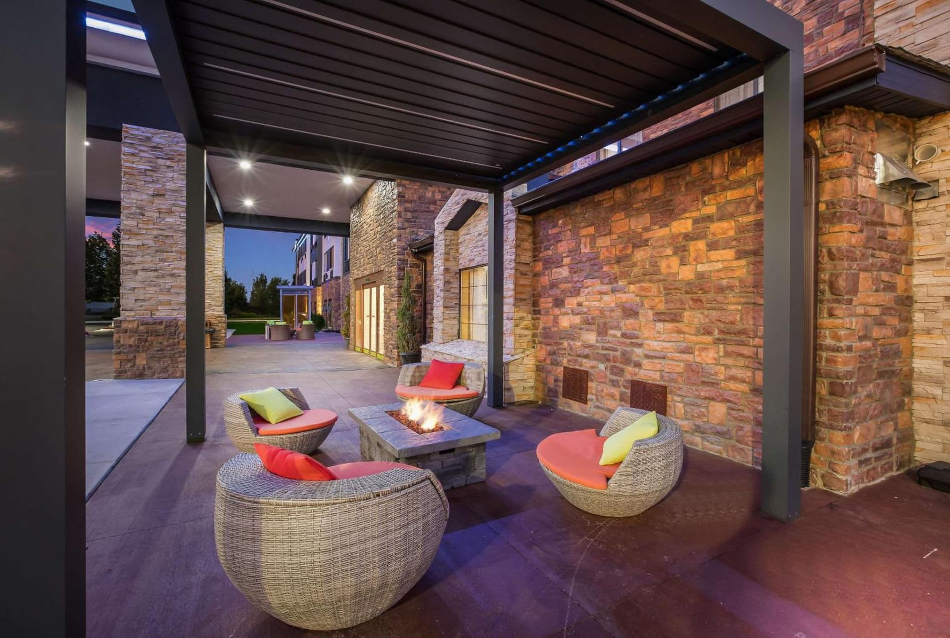 The Leo Collection Detroit, an Ascend Collection Hotel property views in Lincoln Park, MI — gallery photo 3