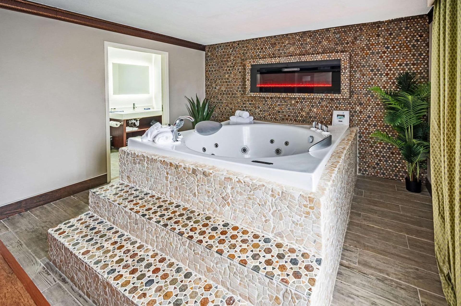 The Leo Collection Detroit, an Ascend Collection Hotel gallery photo in Lincoln Park, MI — image 21