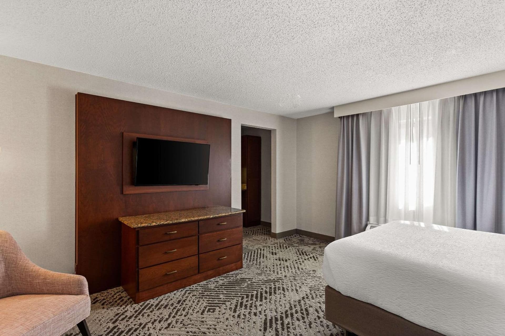 Wingate by Wyndham South Bend - Notre Dame gallery photo in South Bend, IN — image 61