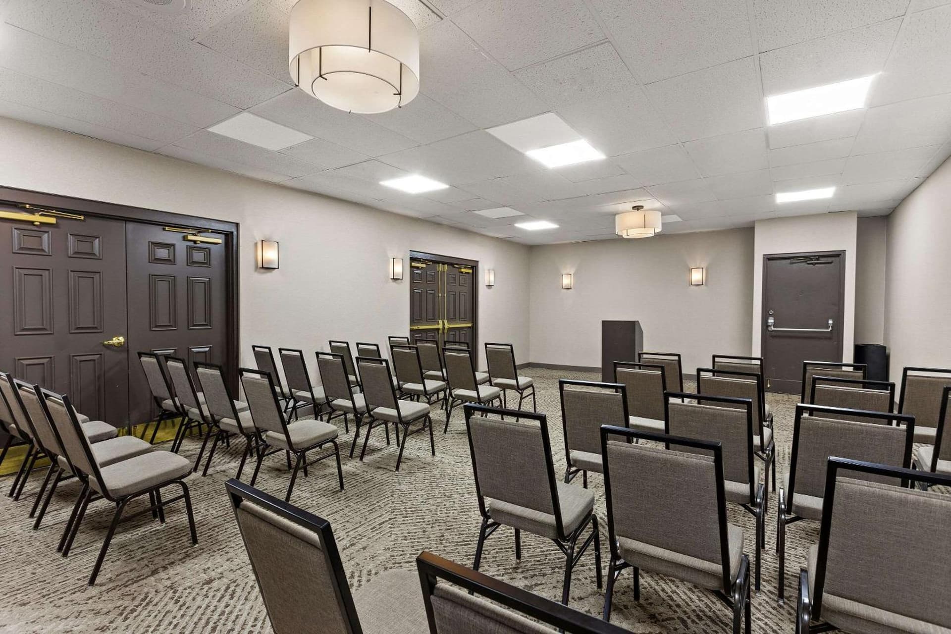 Wingate by Wyndham South Bend - Notre Dame gallery photo in South Bend, IN — image 46