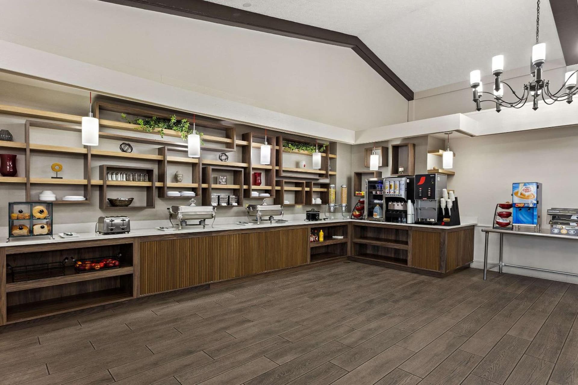 Wingate by Wyndham South Bend - Notre Dame gallery photo in South Bend, IN — image 52