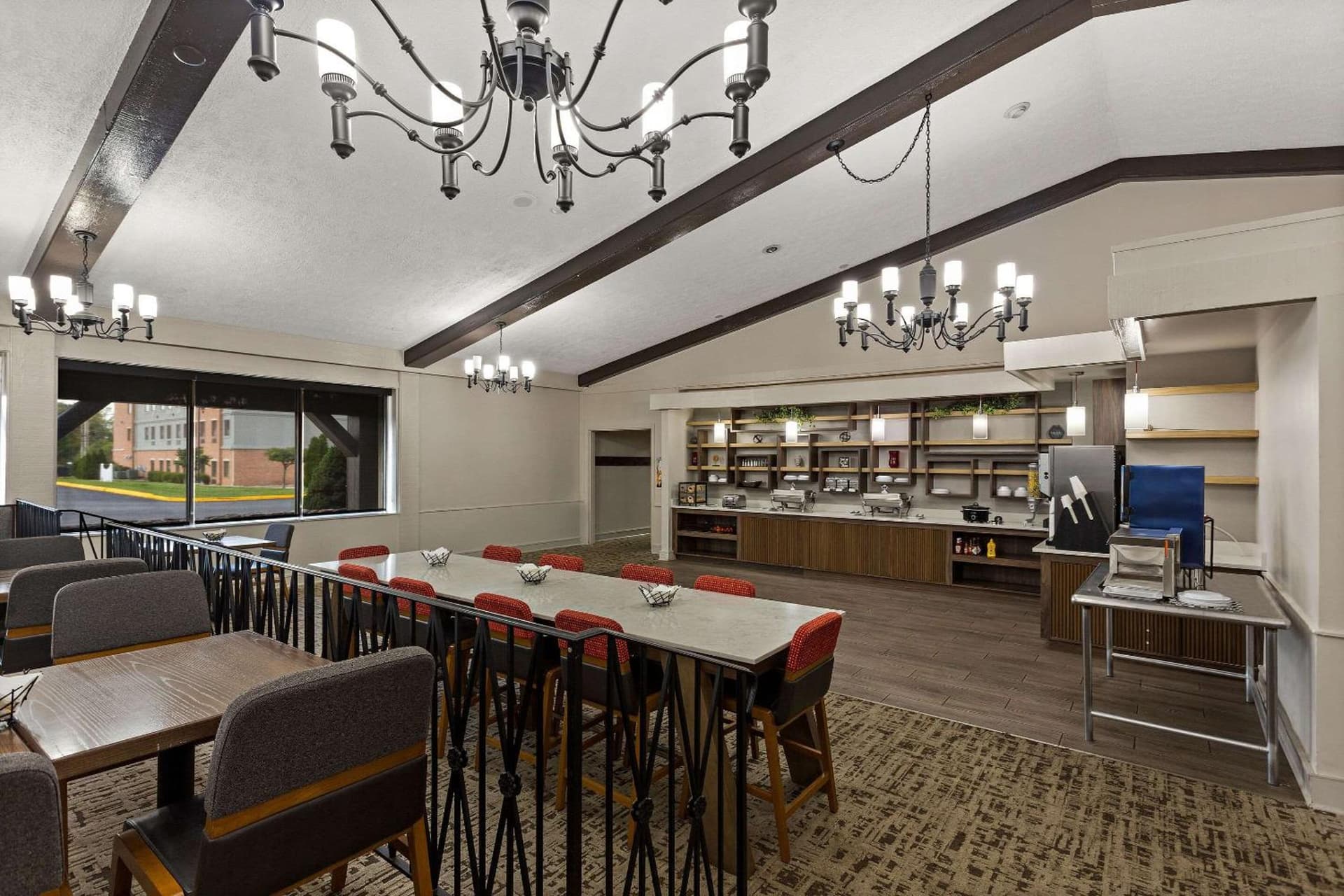 Wingate by Wyndham South Bend - Notre Dame gallery photo in South Bend, IN — image 21