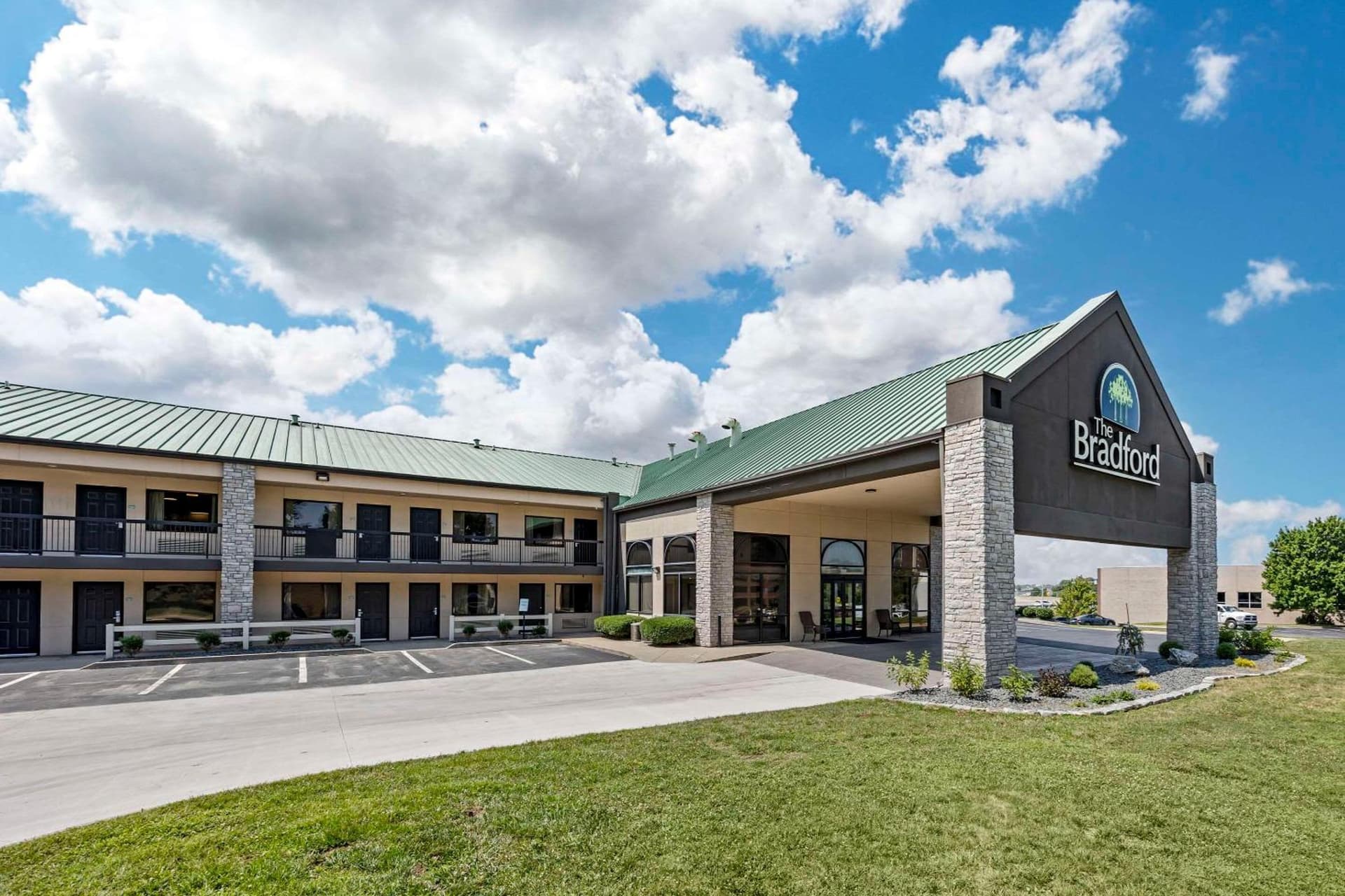 The Bradford Hotel, an Ascend Collection Hotel interior in Springfield, MO — gallery photo 2