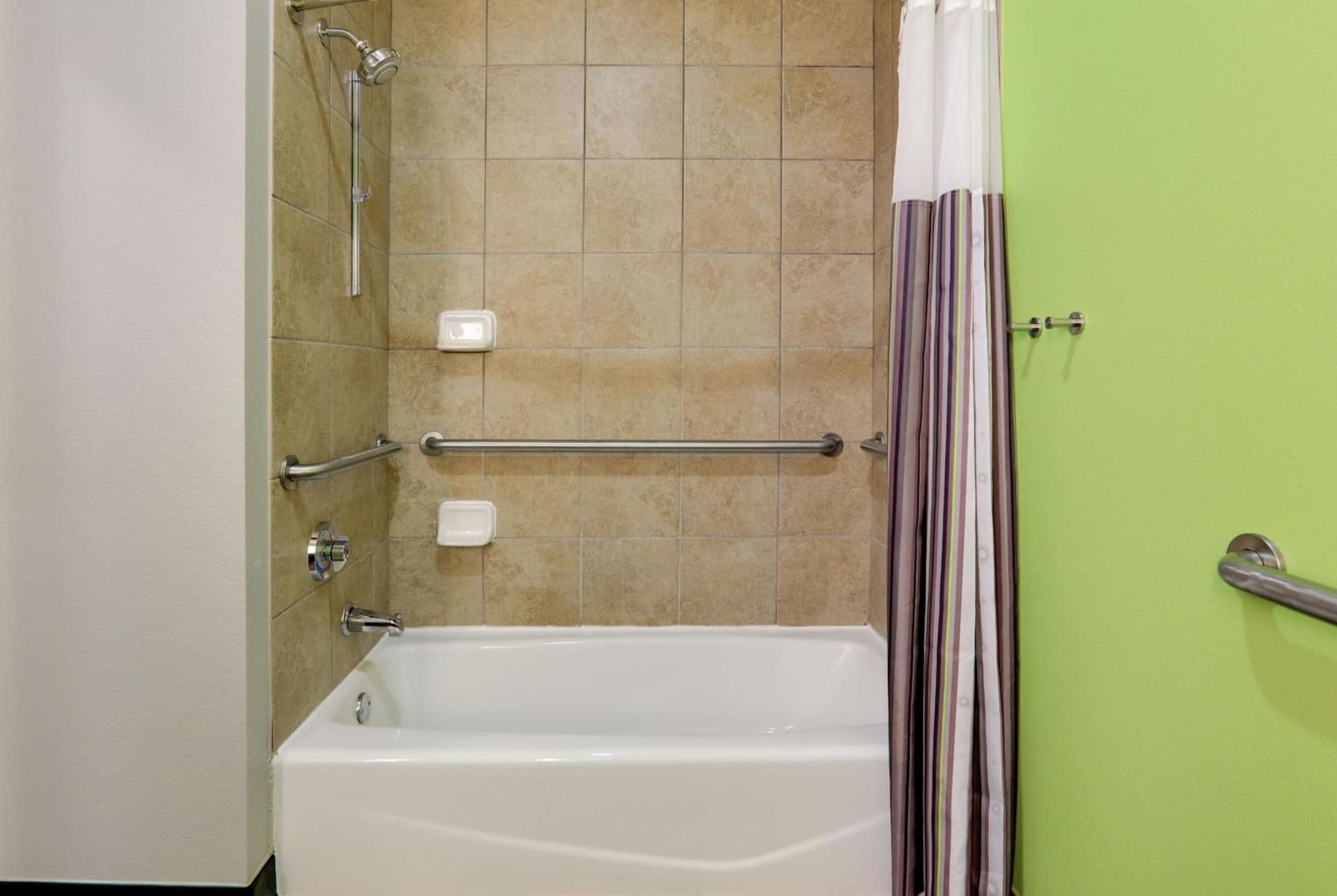 La Quinta by Wyndham Tyler South gallery photo in Tyler, TX — image 4