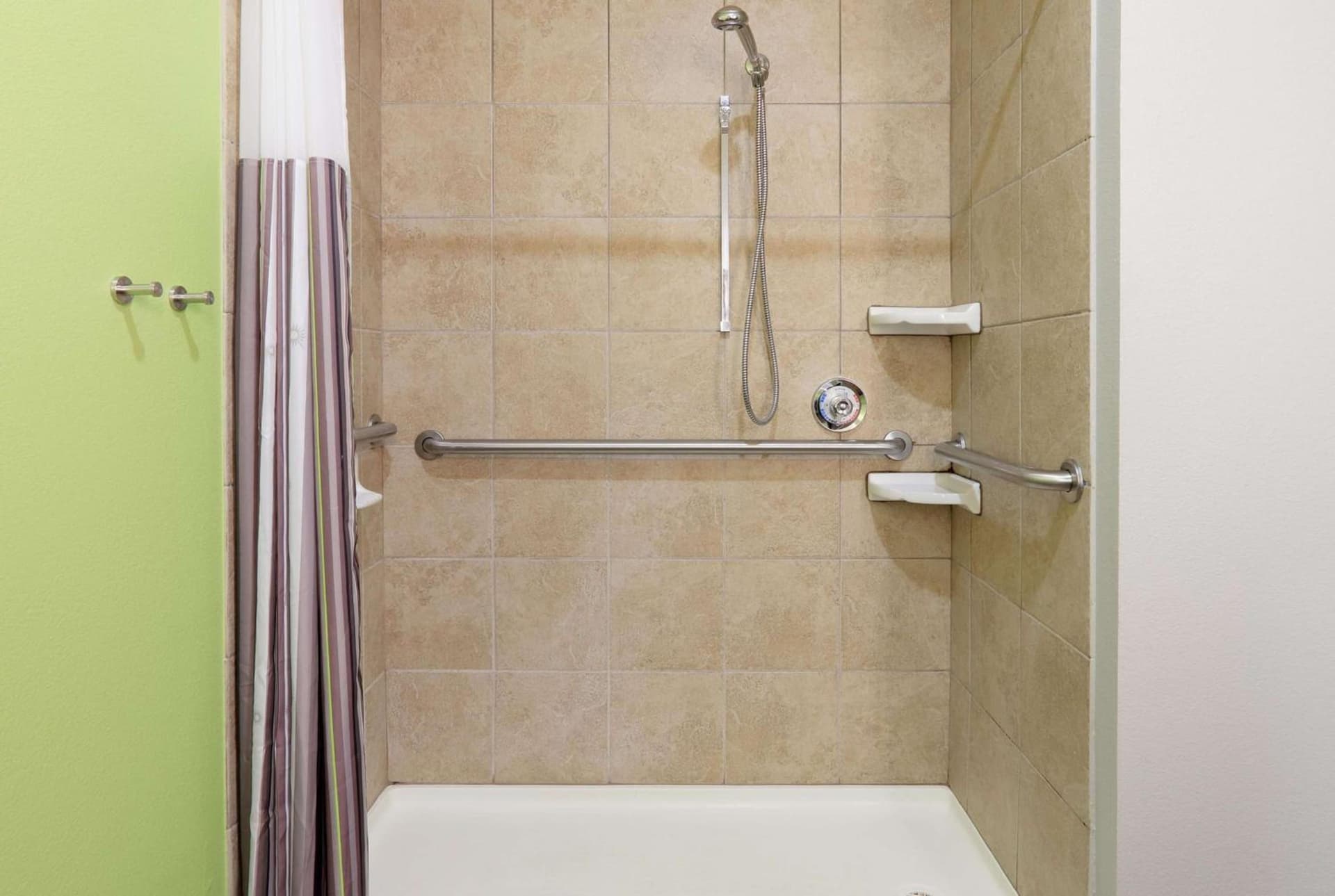 La Quinta by Wyndham Tyler South gallery photo in Tyler, TX — image 26
