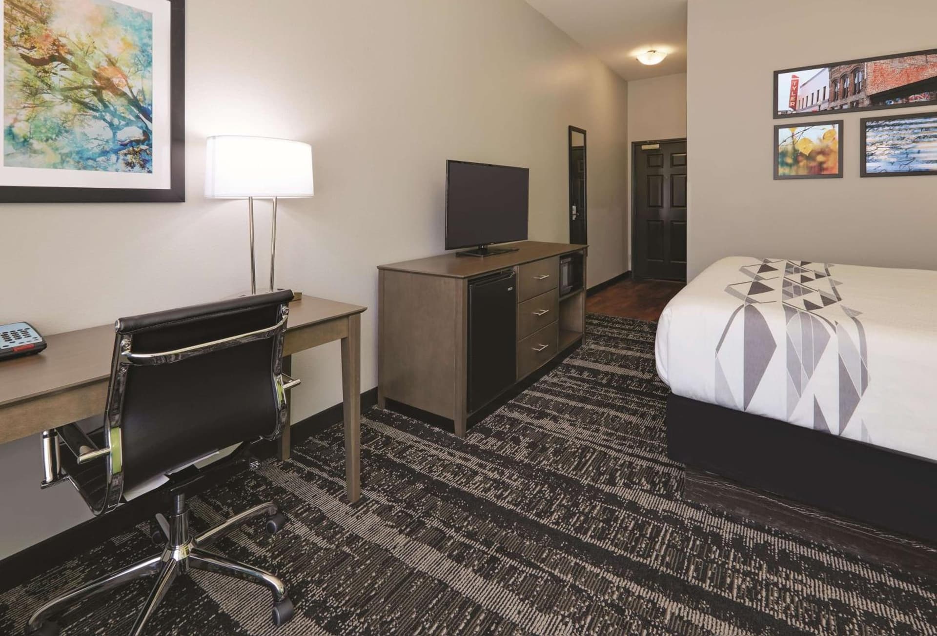 La Quinta by Wyndham Tyler South gallery photo in Tyler, TX — image 29