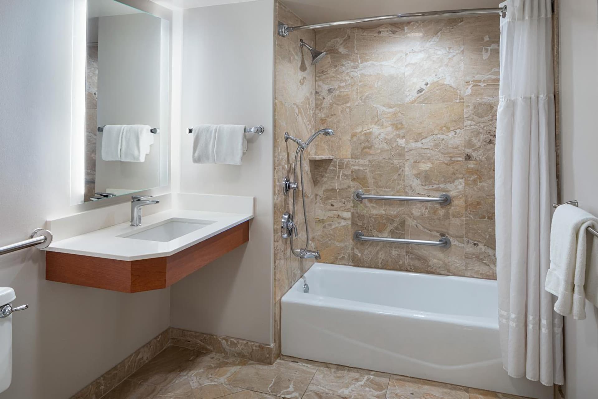 The Atlantic Suites on the Ave gallery photo in Delray Beach, FL — image 15