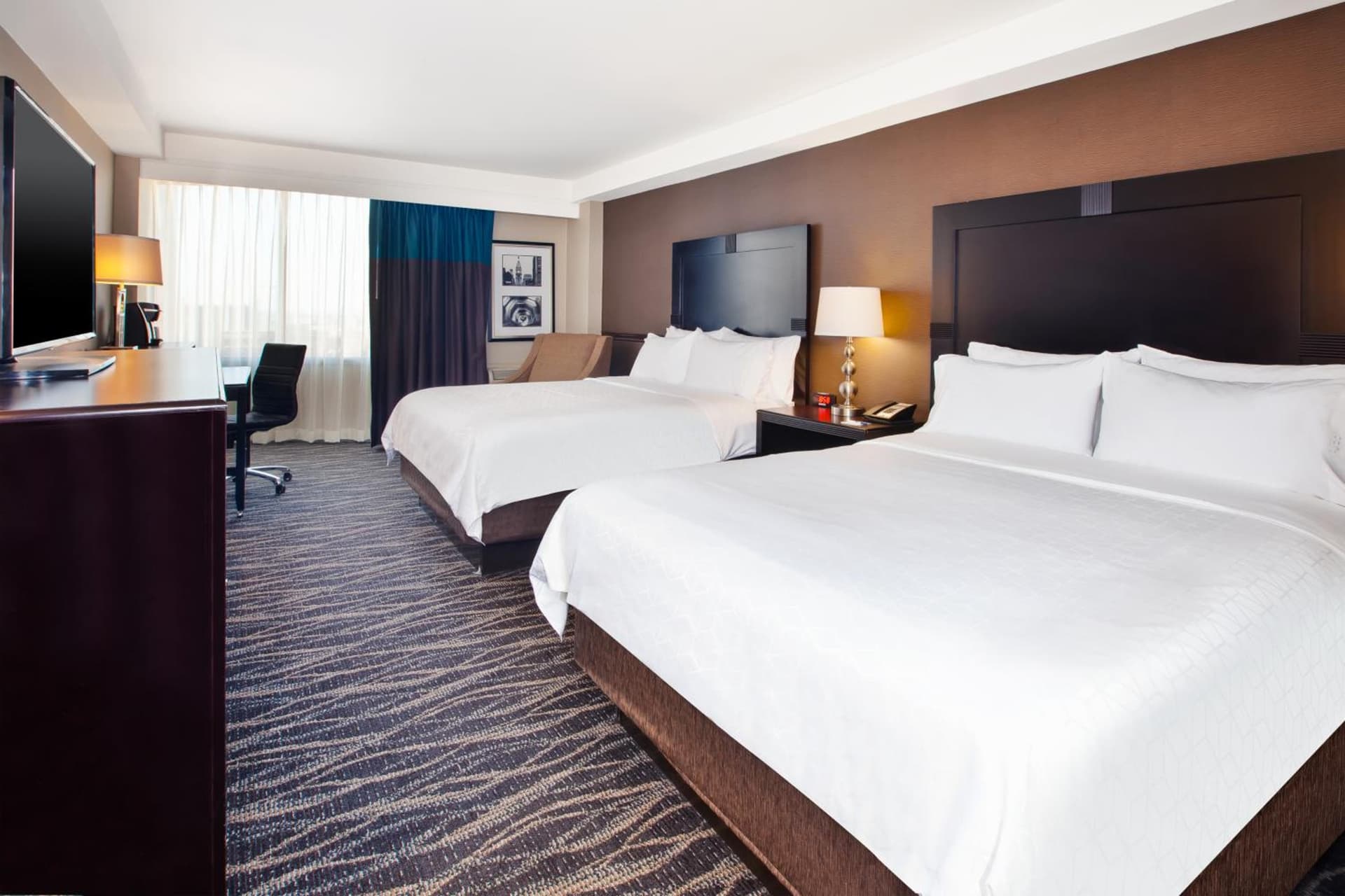 Holiday Inn Express Philadelphia-Midtown by IHG interior in Philadelphia, PA — gallery photo 2