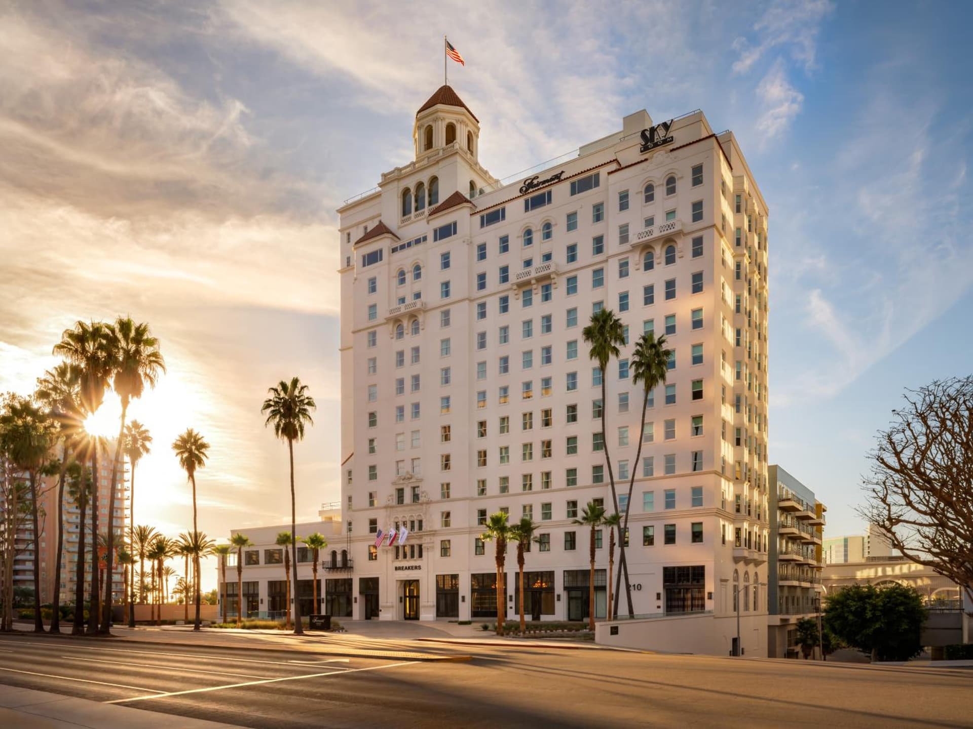 Fairmont Breakers Long Beach featured exterior or lobby in Long Beach, CA — similar hotel
