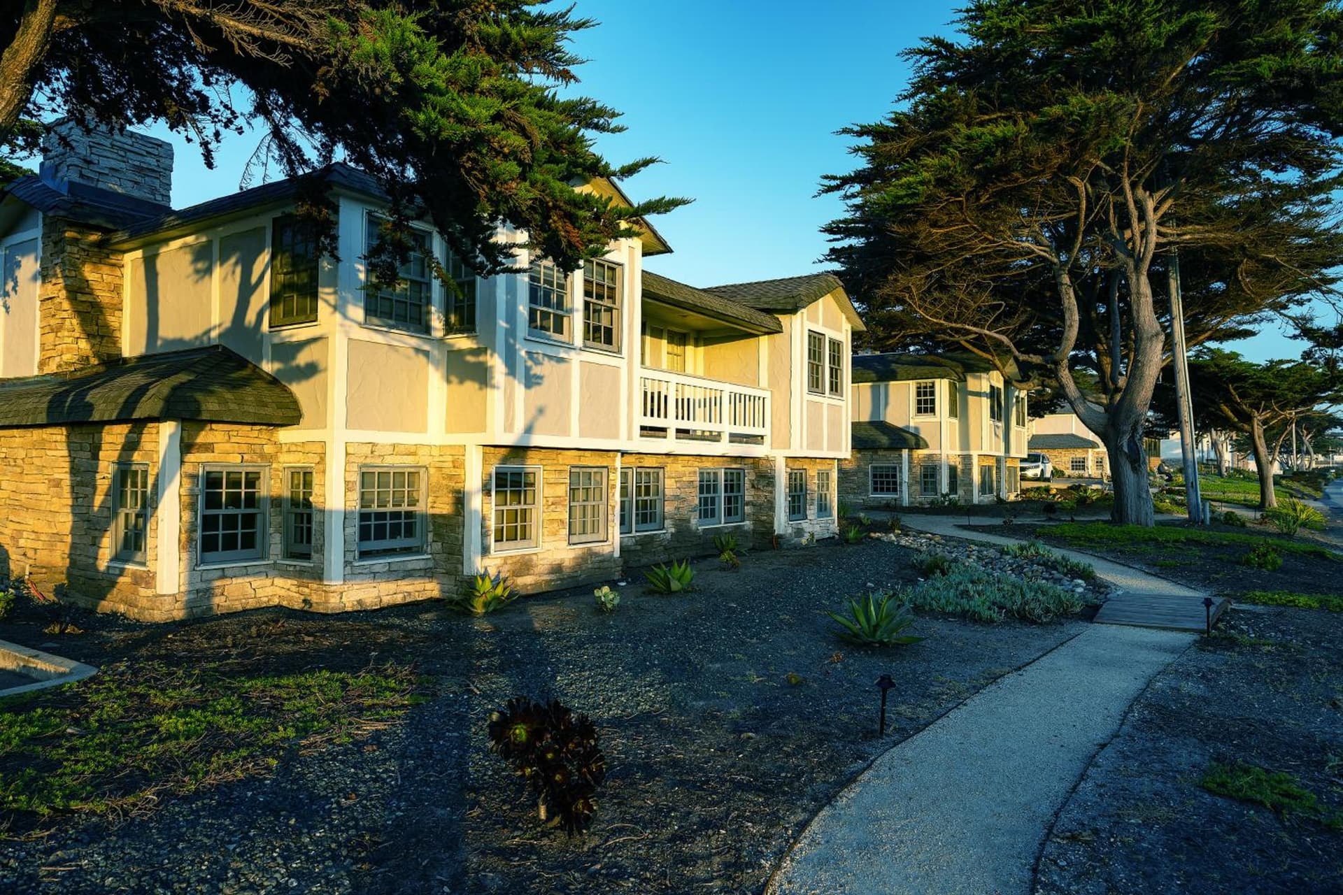 Fogcatcher Inn gallery photo in Cambria, CA — image 30