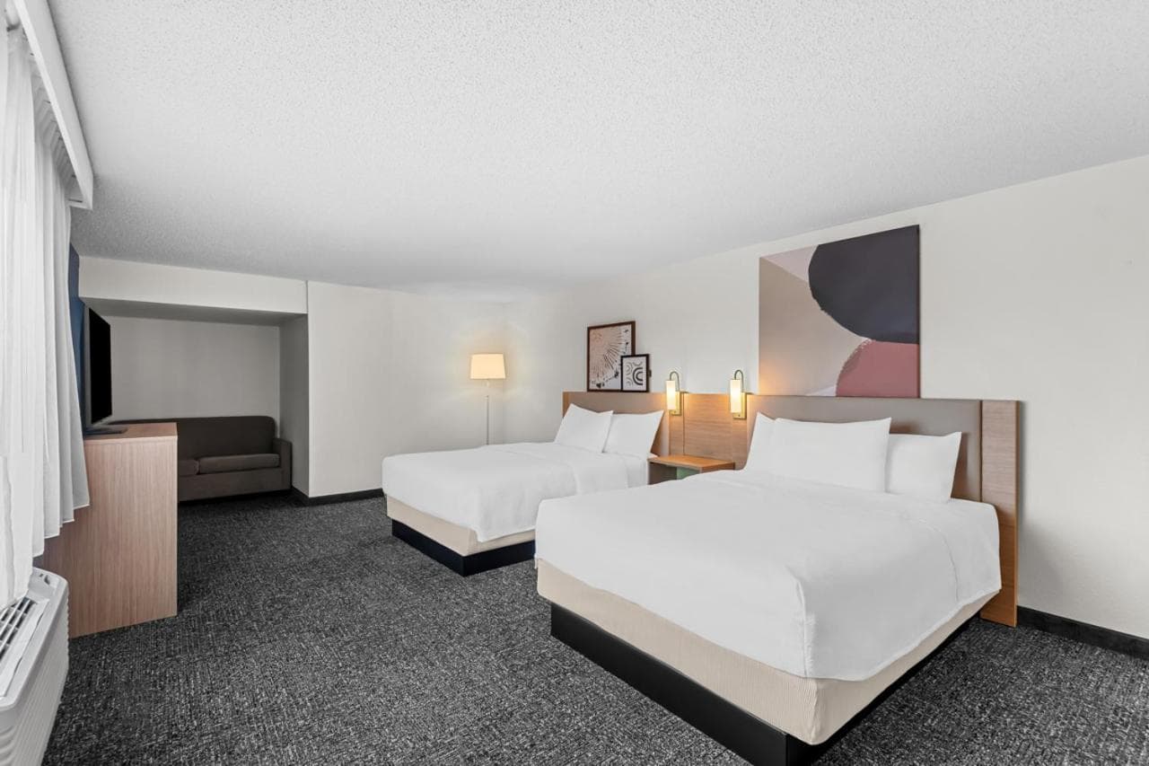Spark by Hilton Cedar Falls gallery photo in Cedar Falls, IA — image 11