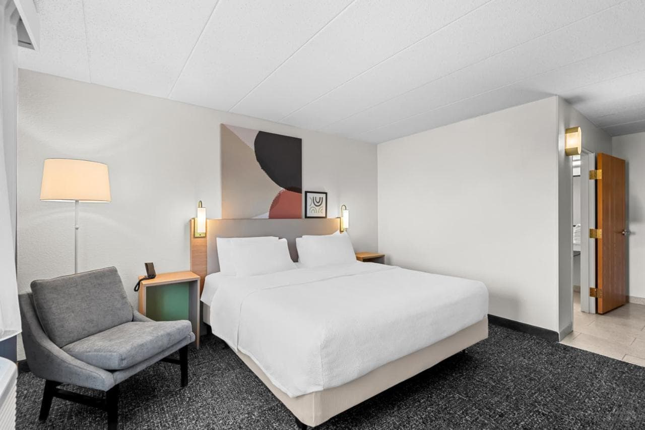 Spark by Hilton Cedar Falls interior in Cedar Falls, IA — gallery photo 2