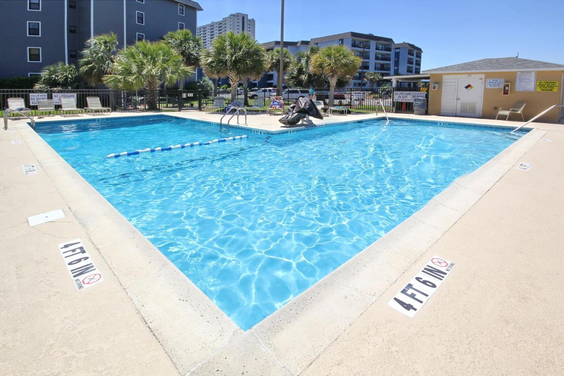 On The Beach 2 Bed 2 Bath 1st Floor Condo interior in Myrtle Beach, SC — gallery photo 2