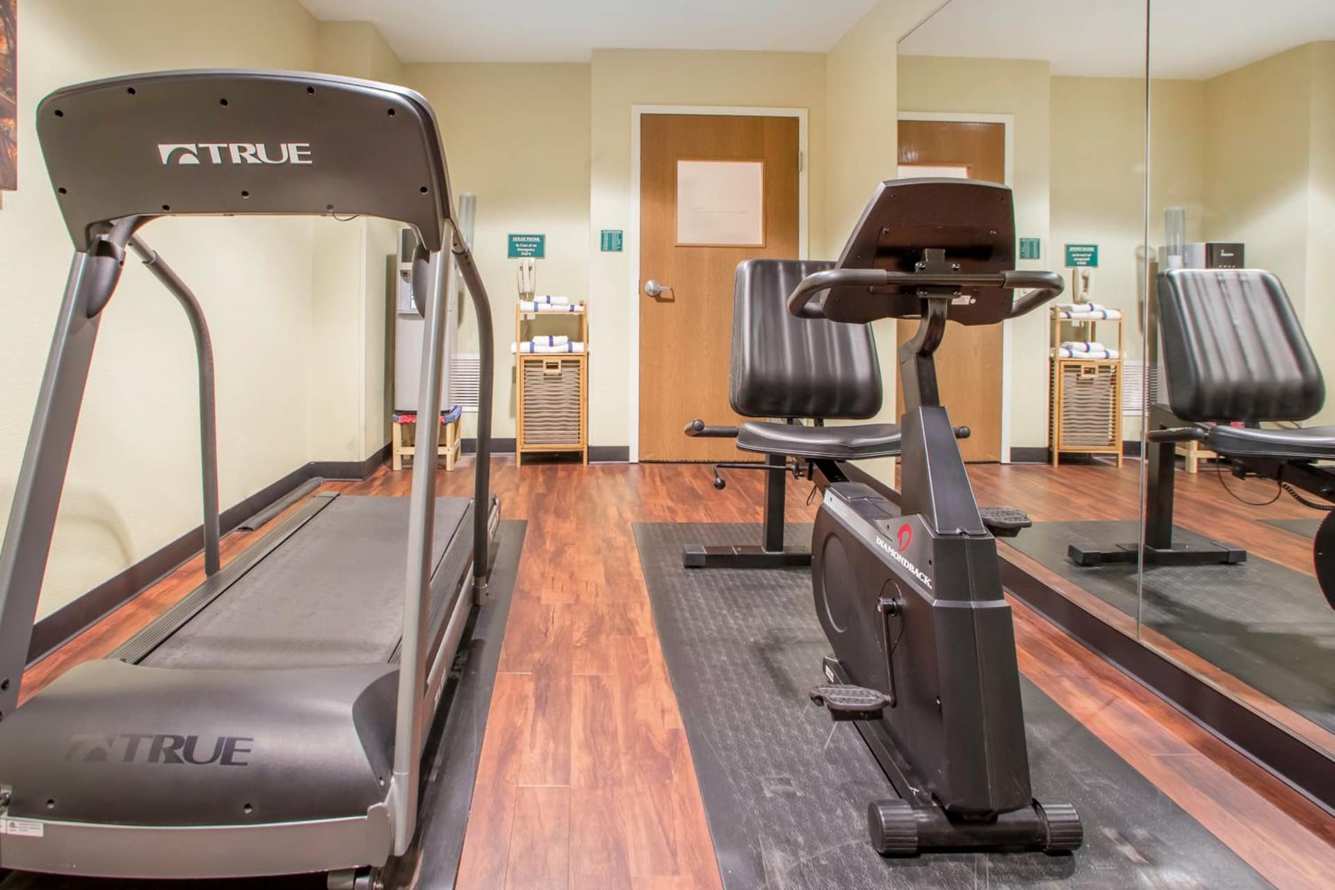 Hawthorn Extended Stay by Wyndham Milwaukee Airport gallery photo in Milwaukee, WI — image 5