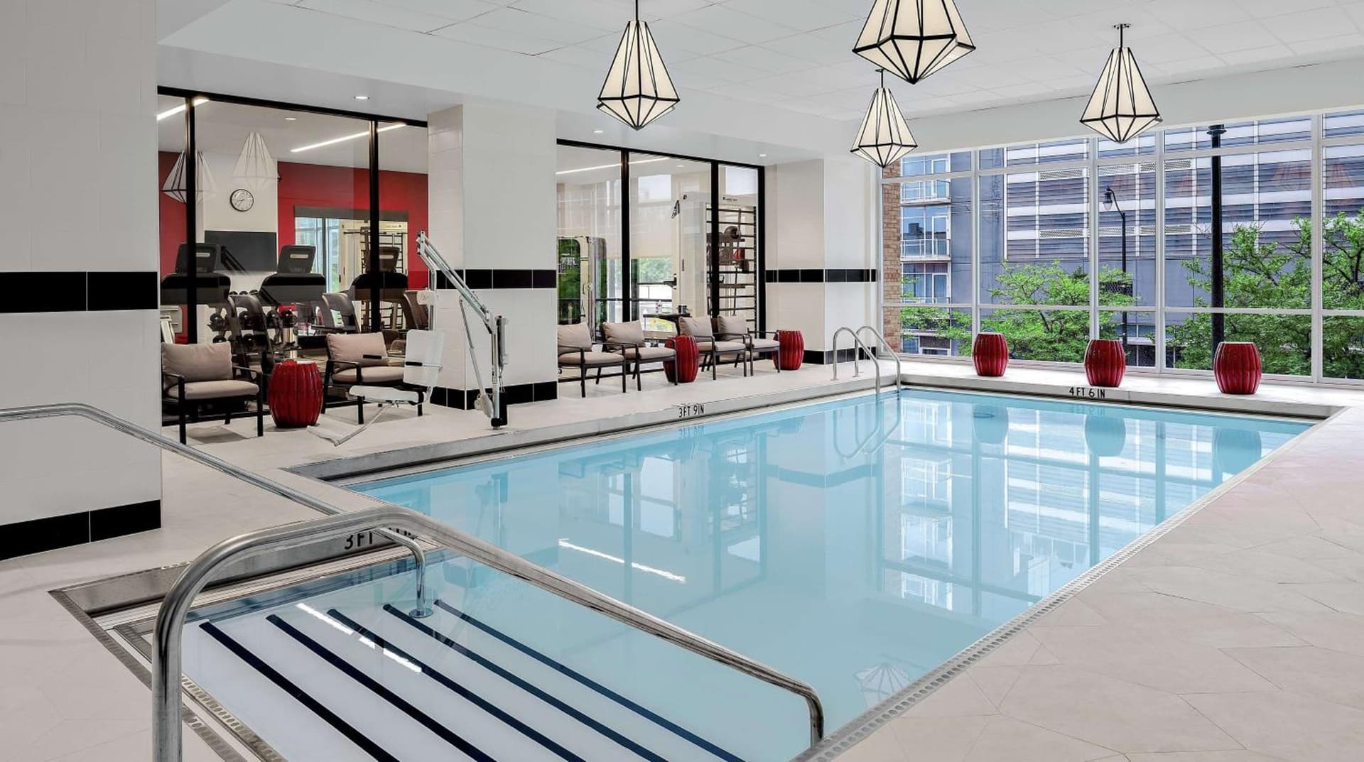 Home2 Suites By Hilton Chicago McCormick Place interior in Chicago, IL — gallery photo 2