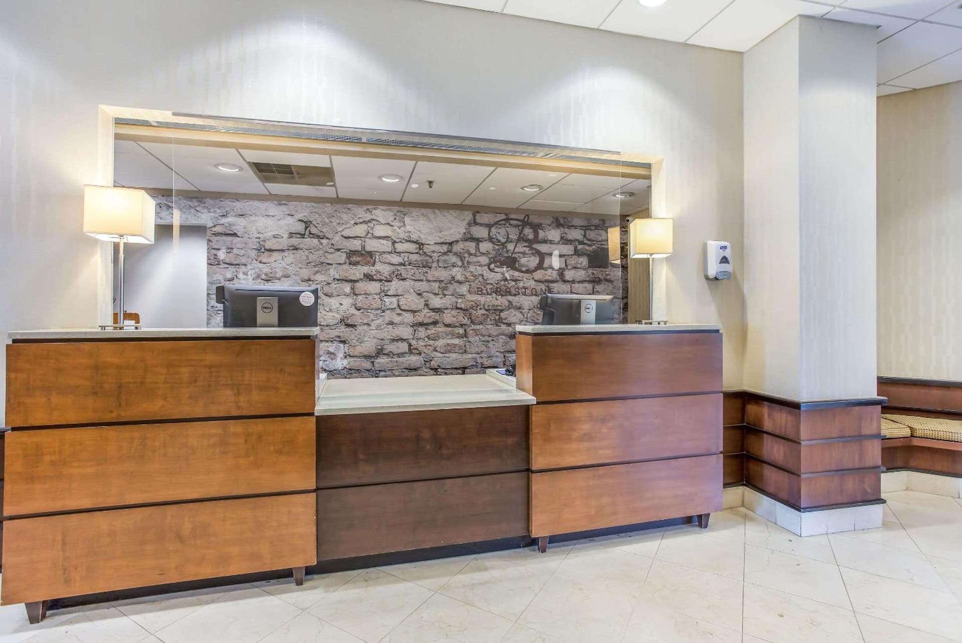 Burrstone Inn, an Ascend Collection Hotel gallery photo in Utica, NY — image 35