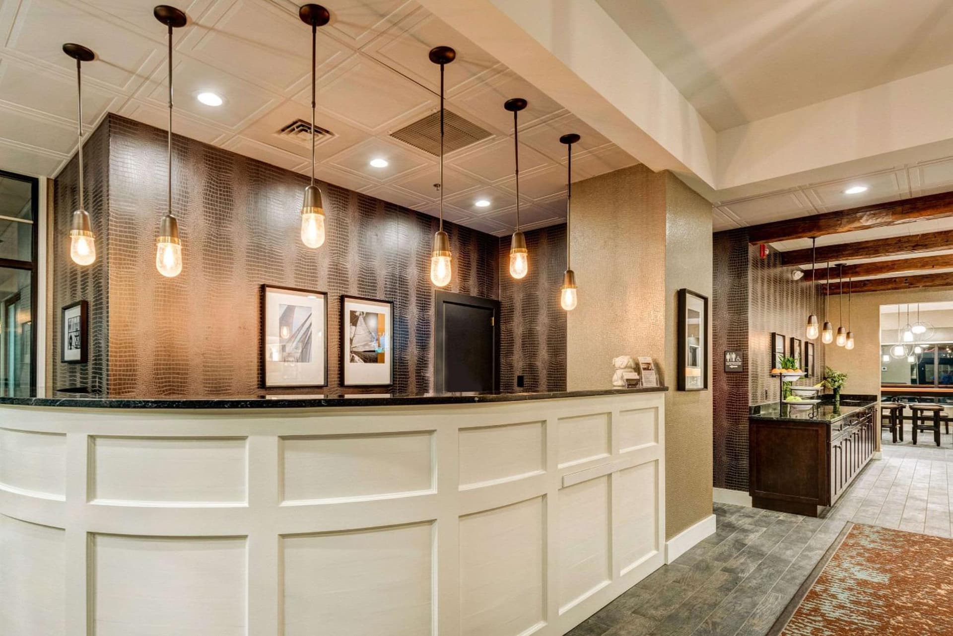 Garrison Hotel & Suites Dover-Portsmouth, an Ascend Collection Hotel interior in Dover, NH — gallery photo 2