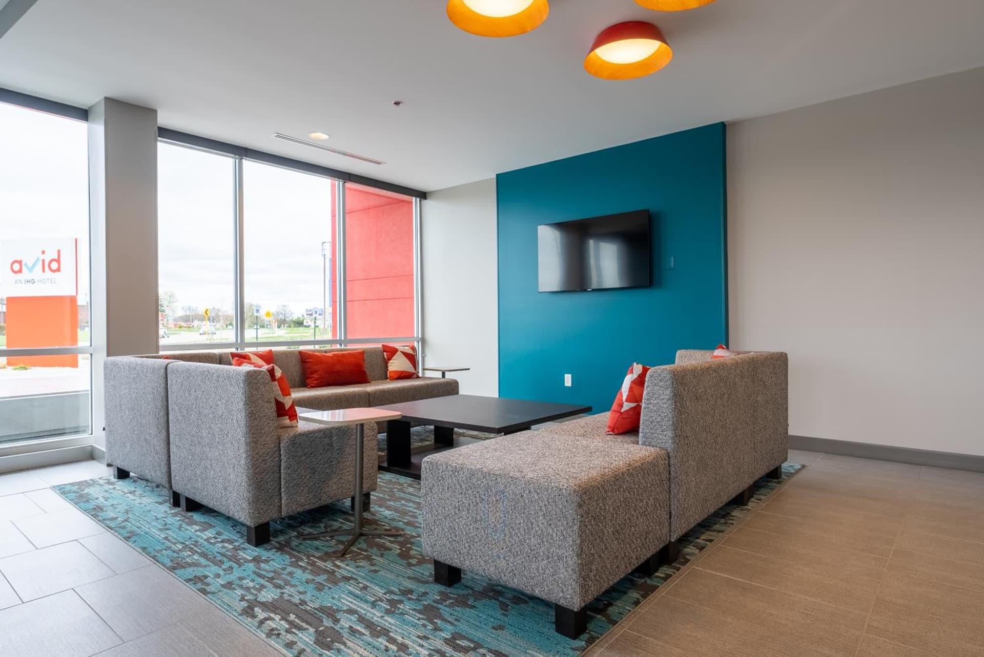 avid hotels - Kalamazoo East by IHG gallery photo in Kalamazoo, MI — image 9