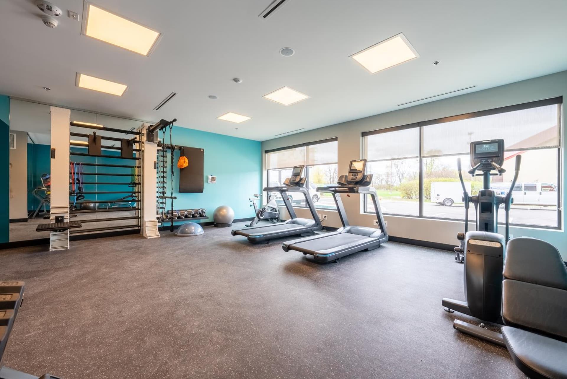 avid hotels - Kalamazoo East by IHG gallery photo in Kalamazoo, MI — image 5
