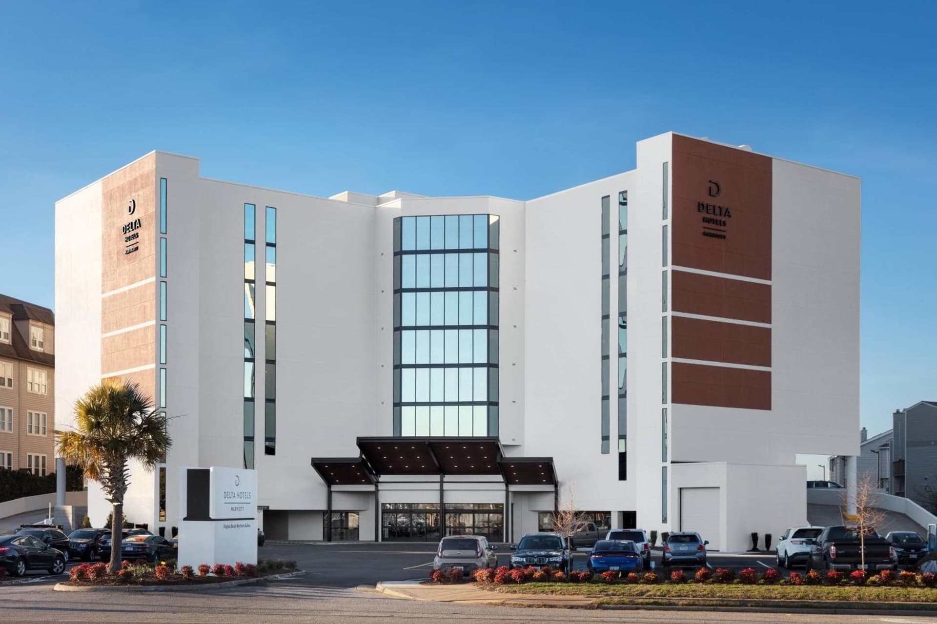 Delta Hotels by Marriott™ Virginia Beach Waterfront Suites property views in Virginia Beach, VA — gallery photo 3