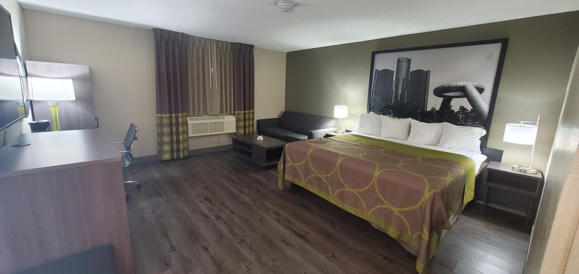 Super 8 by Wyndham Sterling Heights/Detroit Area gallery photo in Sterling Heights, MI — image 14