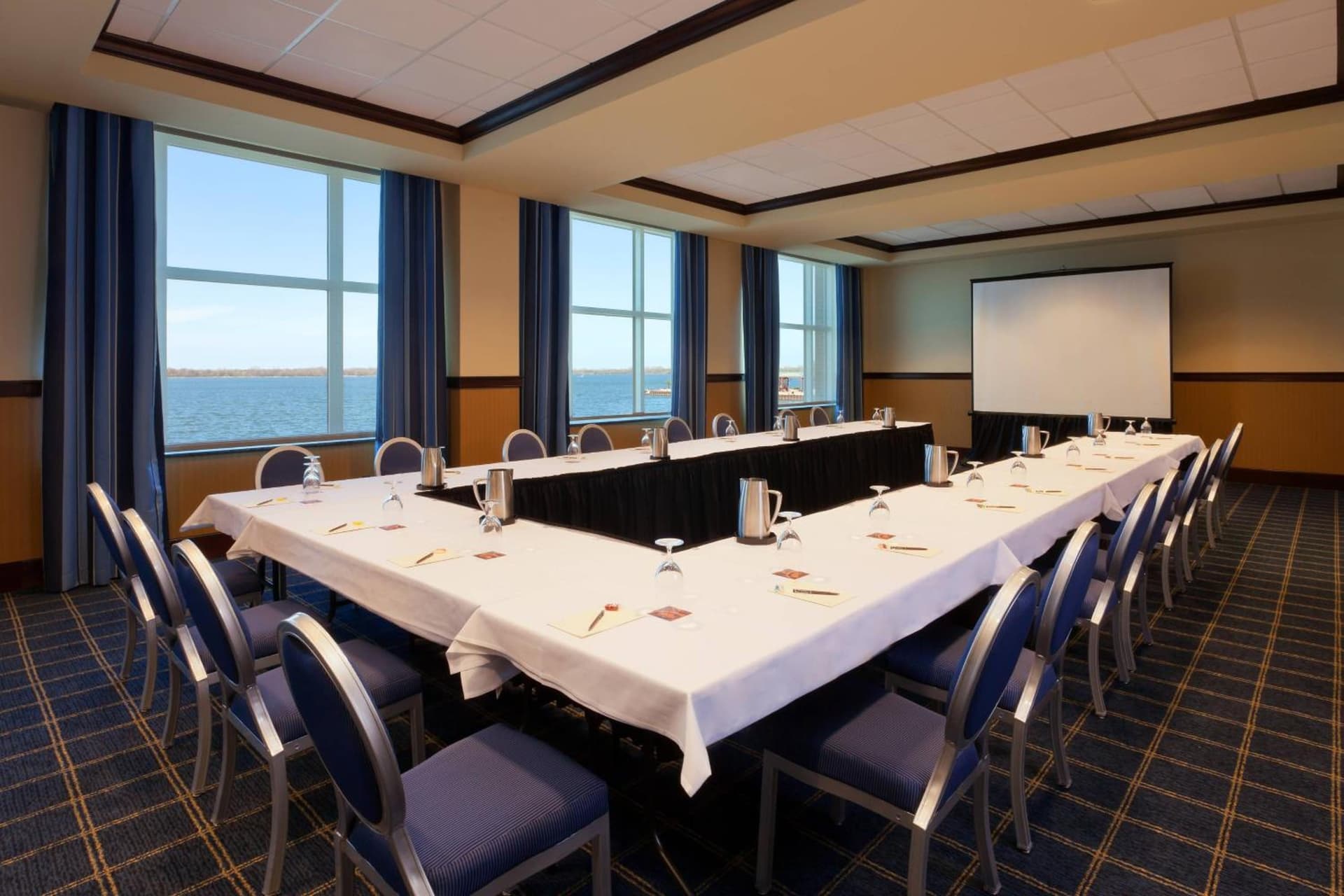 Sheraton Erie Bayfront Hotel gallery photo in Erie, PA — image 34
