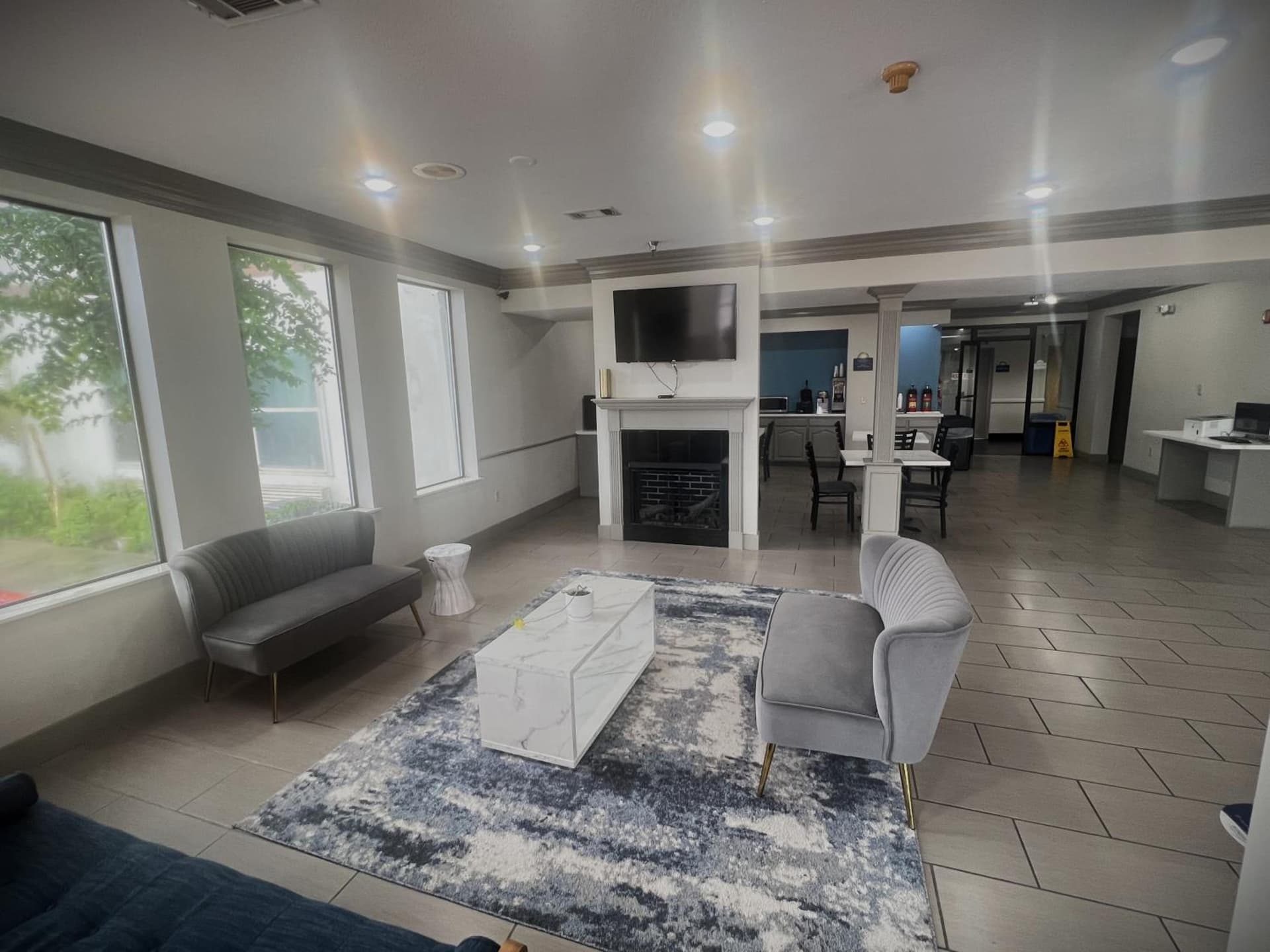 Days Inn by Wyndham Denham Springs-Baton Rouge East featured exterior or lobby in Denham Springs, LA — similar hotel