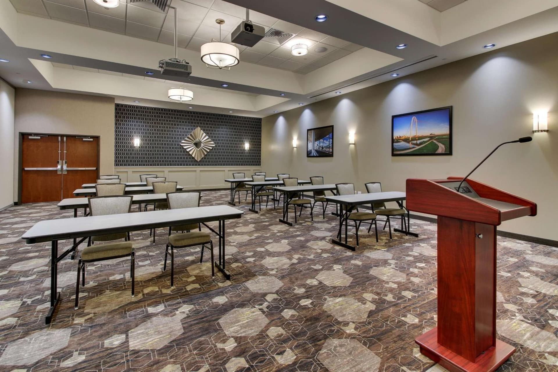 Drury Plaza Hotel Dallas Richardson gallery photo in Richardson, TX — image 8